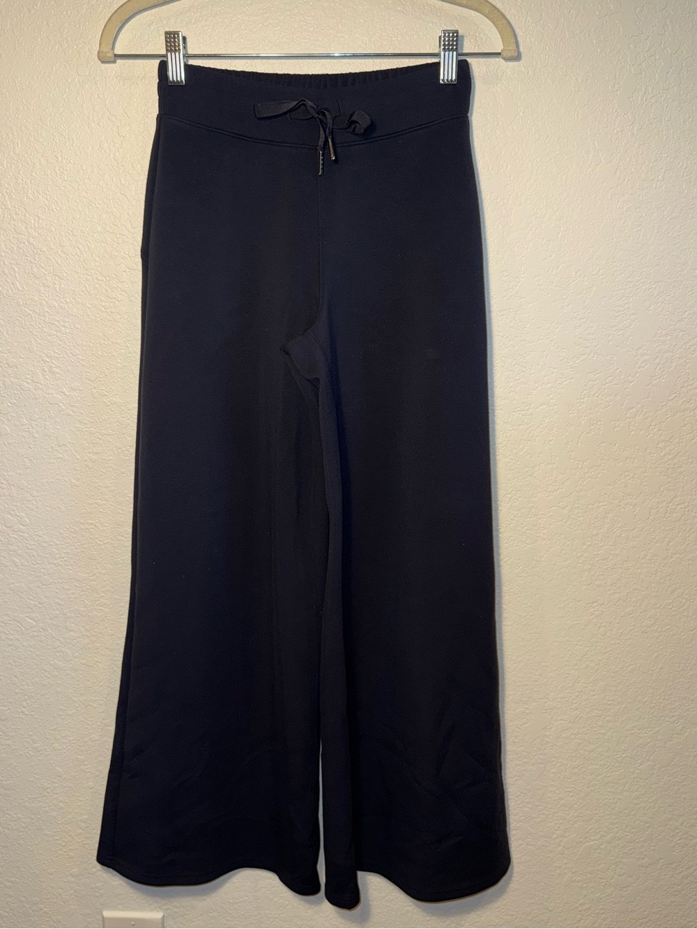 SPANX Air Essentials Navy Tie Waist High Rise Wide Leg Cropped Lounge Pants XS - Picture 2 of 7